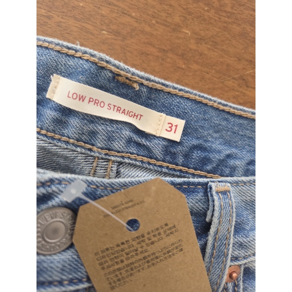 Levi's Low Pro Straight Jeans Womens 30x29.5 Mid Rise Relaxed Hip And Thigh - Picture 7 of 9